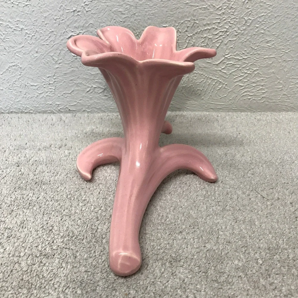 Vintage Ceramic Pink Lily Bud Vase MCM Art Deco Tripod Base Floral Decor 6in